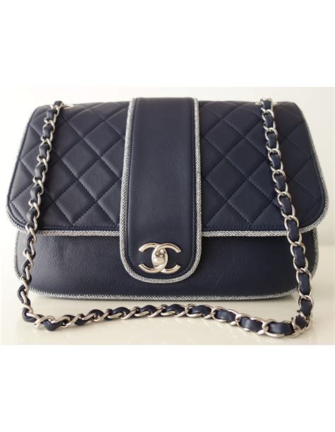 sac chanel classique bleu